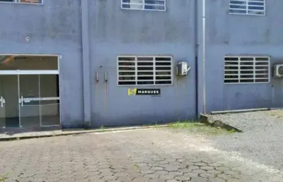 Barracão / Galpão / Depósito para alugar na Rua Macapá, Floresta, Joinville