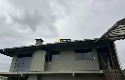 Apartamento com 3 quartos para alugar na Rua Florianópolis, Jarivatuba, Joinville