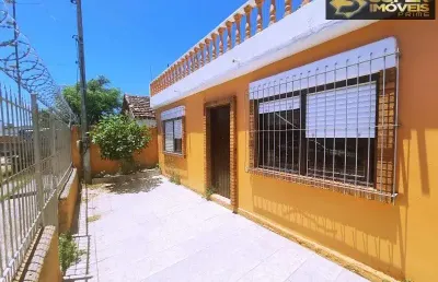 Casa com 2 quartos à venda na Rua André Puente, 51, Três Vendas, Pelotas