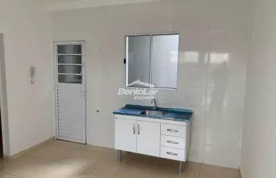 Apartamento com 2 quartos para alugar na Rua Santo Henrique, Vila Ré, São Paulo