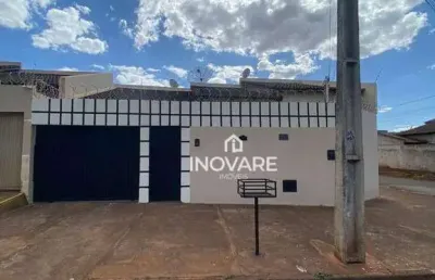Casa com 3 dormitórios para alugar, 150 m² por r$ 1.700,00/mês - jardim flamboyant - itumbiara/go