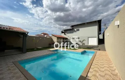Casa com 3 quartos à venda, 180 m² por r$ 660.000 - jardim das samambaias - anápolis/go