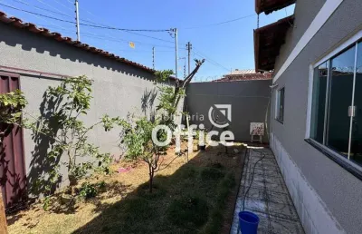Casa com 3 quartos à venda na Rua 5, Las Palmas, Anápolis