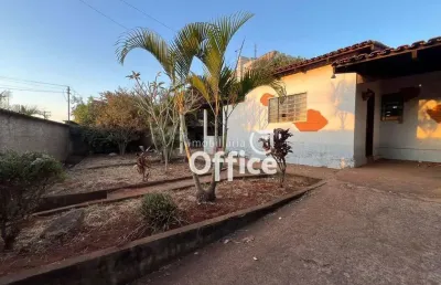 Casa com quintal à venda, 139 m² por r$ 450.000 - vila góis - anápolis/go
