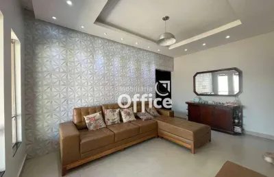 Casa com 4 quartos à venda, 246 m² por r$ 620.000 - residencial itatiaia - anápolis/go