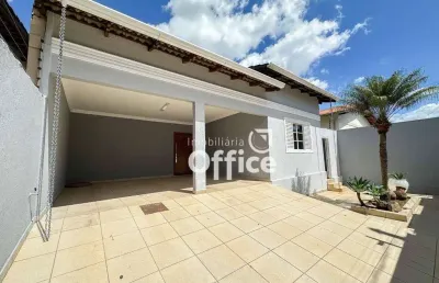 Casa com 3 dormitórios à venda, 180 m² por r$ 800.000,00 - anápolis city - anápolis/go