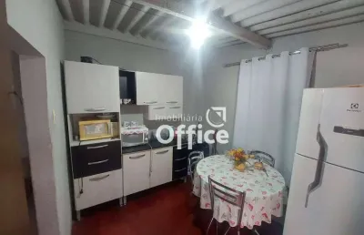 Casa com 2 quartos à venda, 150 m² por r$ 300.000 - são lourenço - anápolis/go