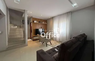 Sobrado á venda na melhor localização do bairro vila gois!