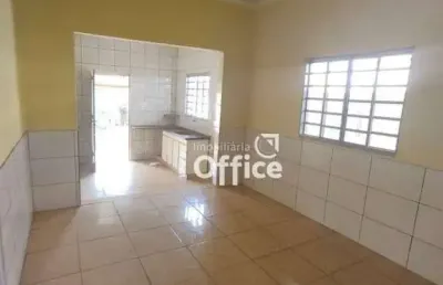 Casa com 4 quartos à venda, 140 m² por r$ 350.000 - setor central - anápolis/go