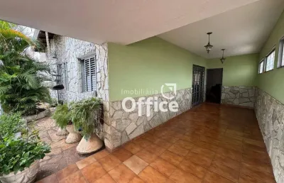 Casa com 4 quartos à venda, 235 m² por r$  - vila nossa senhora d abadia - anápolis/go