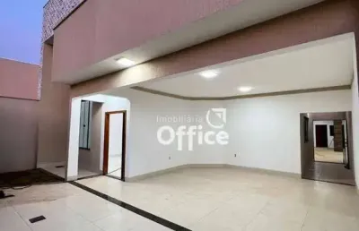 Casa com 3 dormitórios à venda, 200 m² por r$ 800.000,00 - boa vista - anápolis/go