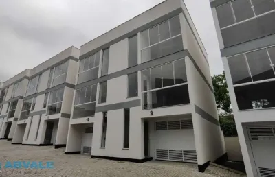 Casa em condomínio fechado com 2 quartos à venda em água verde, blumenau , 138 m2 por r$ 690.000