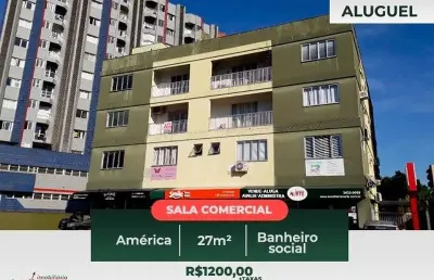 Casa comercial para alugar na Rua Orestes Guimarães, 700, América, Joinville