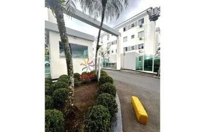 Loft com 2 quartos para alugar na Rua Henrique R. G. Henning, 102, Glória, Joinville