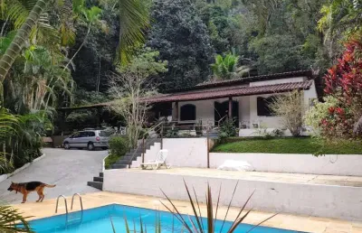 Chácara / sítio com 6 quartos à venda na avenida dedo de deus, cantagalo, guapimirim, 300 m2 por r$ 650.000