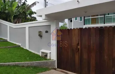 Casa com 2 quartos para alugar na rua romã, cotia, guapimirim por r$ 2.500