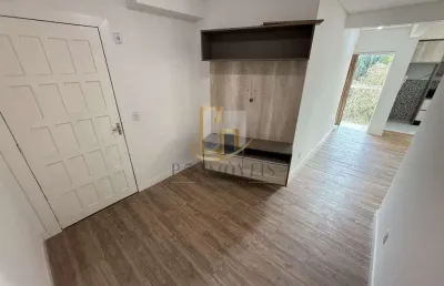 Aluga-se excelente apartamento com 2 quartos, no bairro itoupava central.
