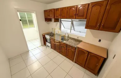 Aluga-se apartamento de 2 quartos no bairro itoupava seca, em blumenau.