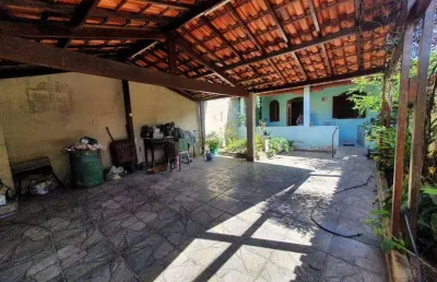 Casa para venda possui 162 metros quadrados com 3 quartos
