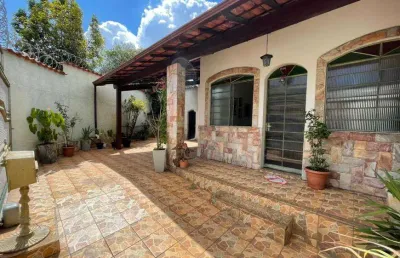 Casa para venda possui 100 metros quadrados com 3 quartos em santa mônica - belo horizonte - mg