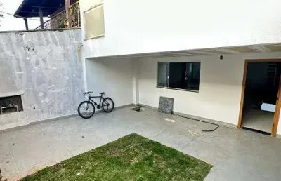 Casa para venda tem 130 metros quadrados com 3 quartos em santa amélia - belo horizonte - mg