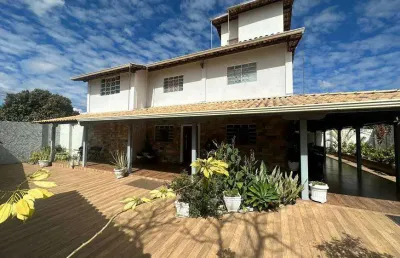 Casa para venda tem 250 metros quadrados com 5 quartos em jardim encantado - vespasiano - mg