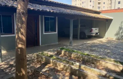 Casa com 4 quartos à venda na Santa Mônica, Belo Horizonte 