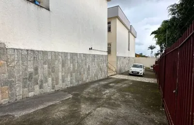 Oportunidade de área privativa no bairro santa amélia;