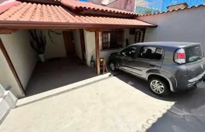 Casa com 3 quartos à venda na Santa Amélia, Belo Horizonte 