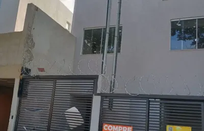 Oportunidade, casa  triplex á venda no bairro céu azul