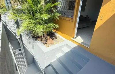 Mega oportunidade!   casa geminada em condomínio 2 quadras da av guarapari