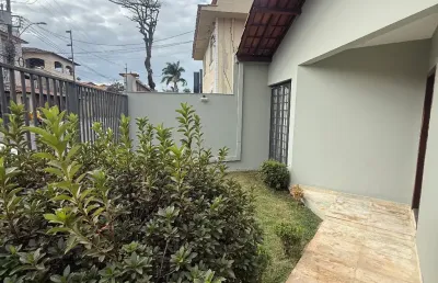 Casa de oportunidade 395m2 de terreno e 256m2 de área construída no santa amélia
