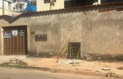 Casa com 5 quartos à venda na Rua Otília, 95, Maria Helena (Justinópolis), Ribeirão das Neves