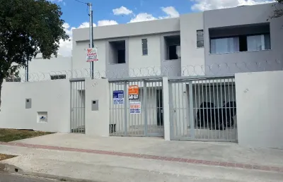 Excelente portunidade casa duplex,  independente com área privativa, no bairro rio branco.