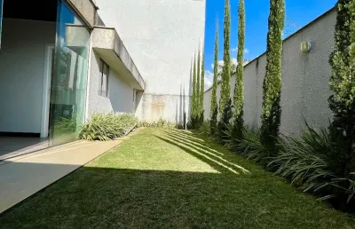 Casa em condomínio fechado com 4 quartos à venda no Portal do Sol, Contagem 