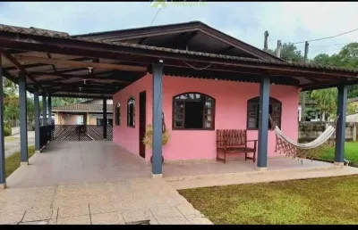 Casa com 2 quartos para alugar na Rua Henrique Correia Lima, 258, Vila dos Ferroviarios, Morretes