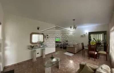 Casa com 3 quartos à venda no centro, jacareí  por r$ 700.000