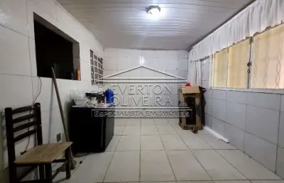 Casa com 2 quartos à venda no jardim paraíba, jacareí  por r$ 450.000
