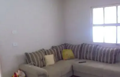 Casa com 3 quartos à venda no jardim bela vista, jacareí  por r$ 220.000