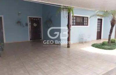 Casa com 3 quartos à venda na cidade jardim, jacareí  por r$ 824.000