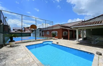 Casa com área de lazer espetacular à venda,centro - peruíbe/sp