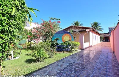Casa com 3 dormitórios à venda, 234 m² por r$ 1.300.000,00 - centro - peruíbe/sp