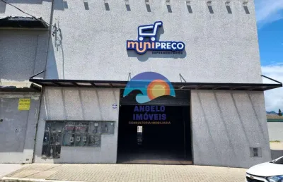 Salão - venda por r$ 4.000.000,00 ou aluguel por r$ 30.000,00/mês - centro - peruíbe/sp