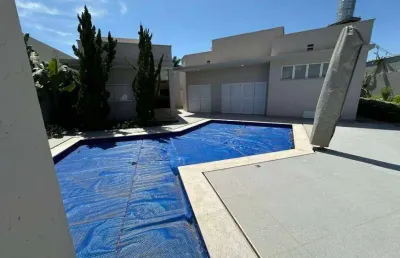 Mansão á venda no cidade jardim com excelente localização e acabamento.