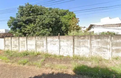 Terreno à venda na Rua Aniceto Pereira, Tubalina, Uberlândia
