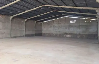 Galpão espaçoso á venda no bairro nossa senhora das graças