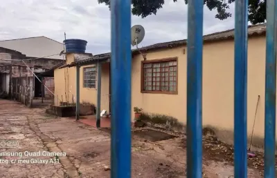 Terreno à venda na Avenida Arnaldo Contursi, Marta Helena, Uberlândia