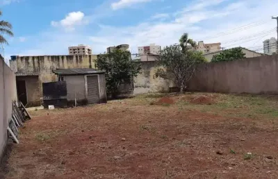 Terreno à venda na Rua Alfa, Saraiva, Uberlândia