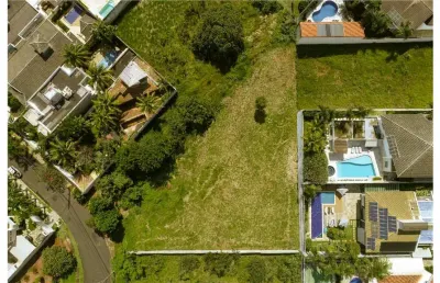 Terreno à venda na Rua Agesilau Paschoal Greco, Morada da Colina, Uberlândia