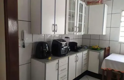 Casa com 3 quartos à venda na Rua Zenith, Jardim Brasília, Uberlândia